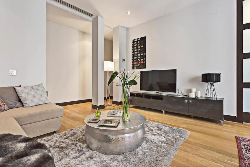 Spacious Luxury 1Br In Centro! S.An Madrid Ngoại thất bức ảnh